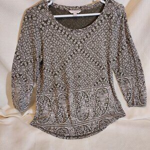 3/4 SLEEVE SCOOPED NECK TOP